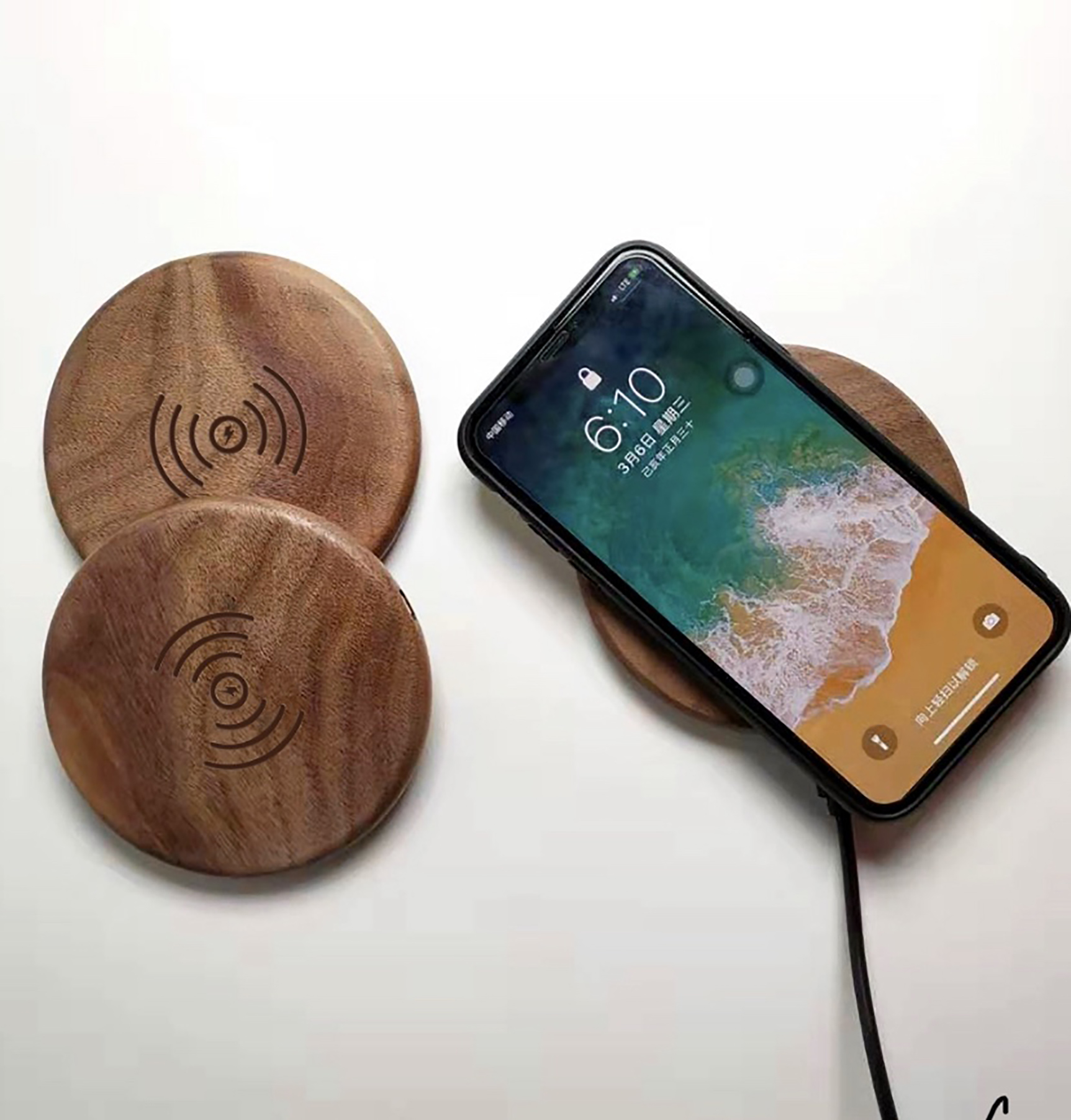 MRDISC stellt vor: Wireless Charger Wood Nussbaum