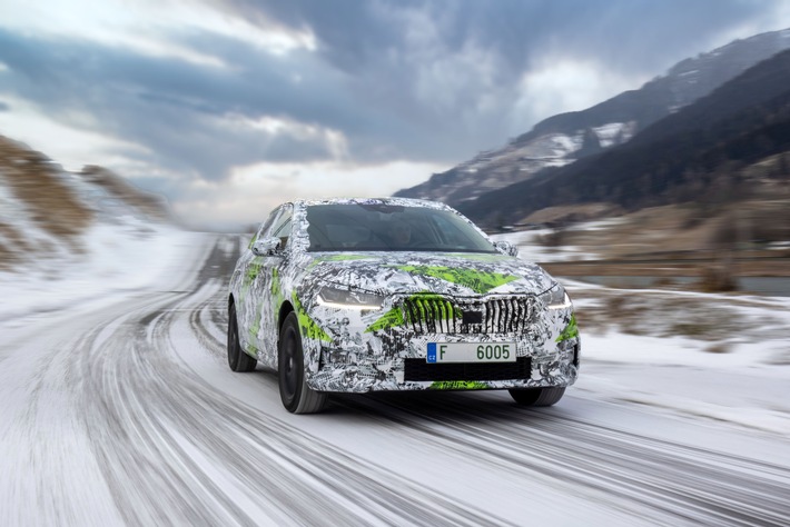 Neuer ŠKODA FABIA: größer, sportlicher und noch sicherer